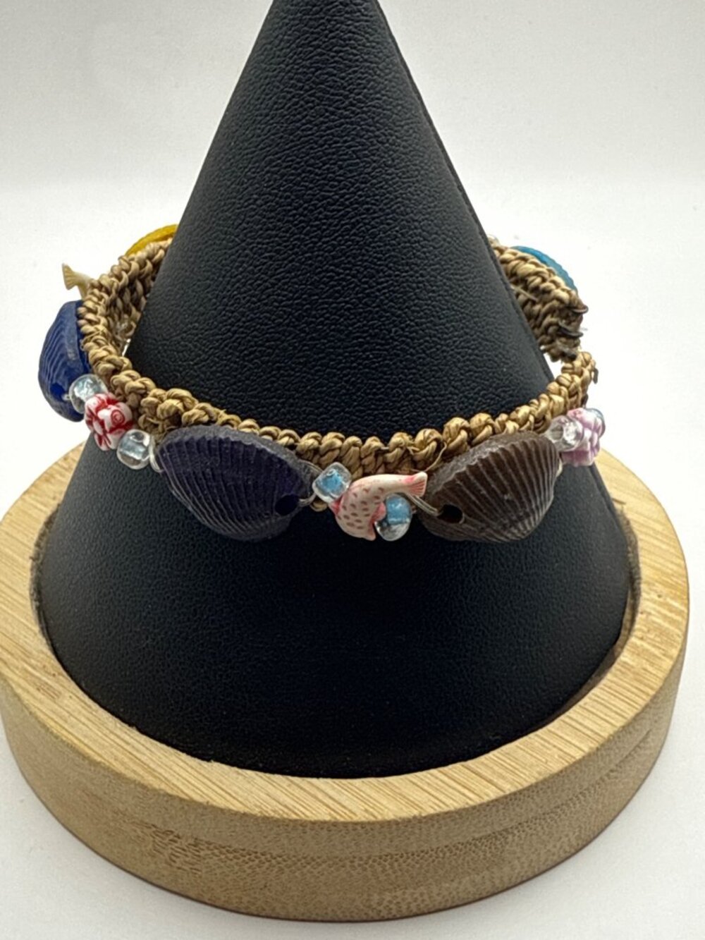 Handmade Colorful Shell & Fish Macrame Bracelet Beachy Hawaiian Boho Jewelry - Picture 4 of 5